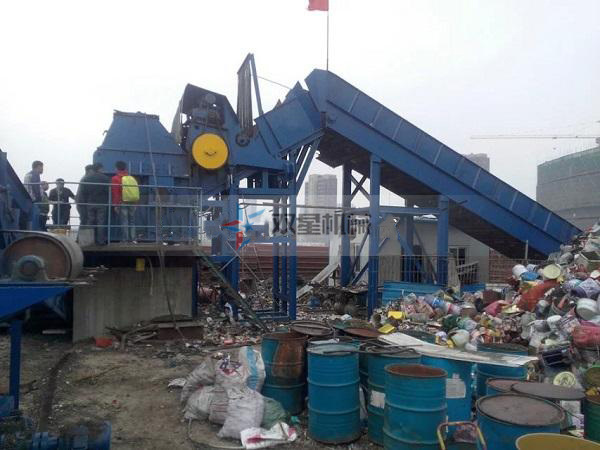 廢鋼破碎機價格怎么樣？設(shè)備生產(chǎn)線利潤是多少？