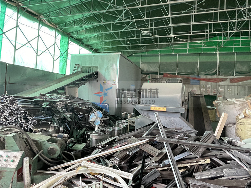 廢鋼破碎機設(shè)備為資源再生提供價值